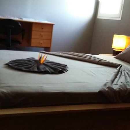 Bed and Breakfast Le Colibri Le Dix-Septieme Экстерьер фото