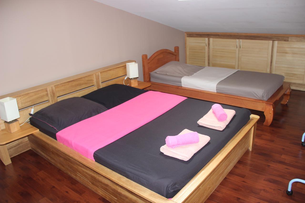 Bed and Breakfast Le Colibri Le Dix-Septieme Экстерьер фото